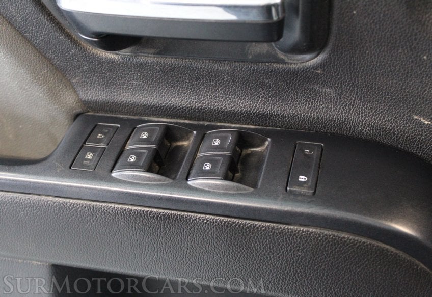 2016 Chevrolet Silverado 2500HD 4x4 - Image 49