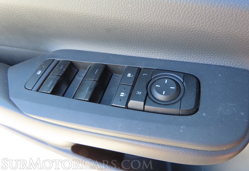 2023 Toyota Prius - Image 43