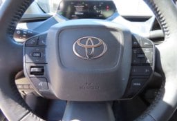 2023 Toyota Prius - Image 31