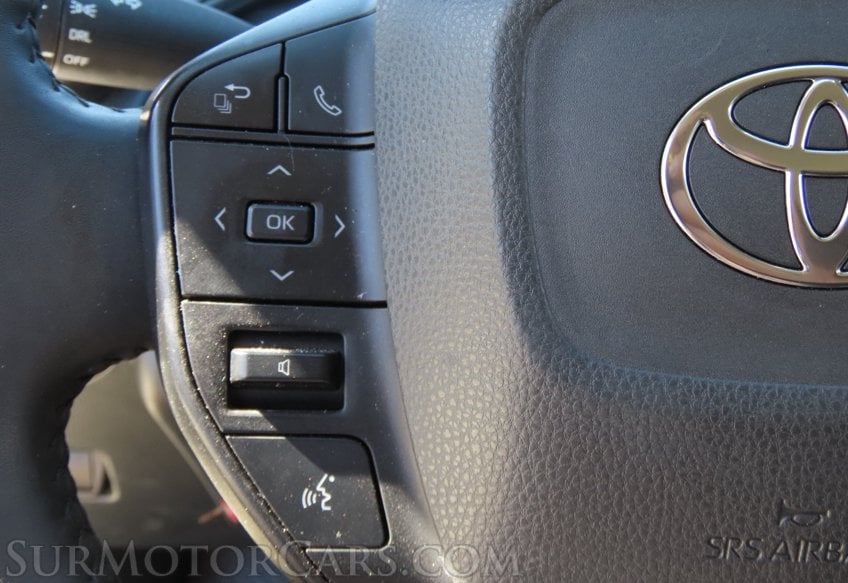 2023 Toyota Prius - Image 33