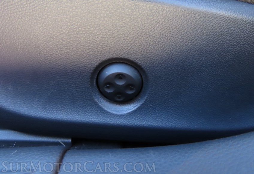 2016 Mercedes-Benz GLA - Image 33