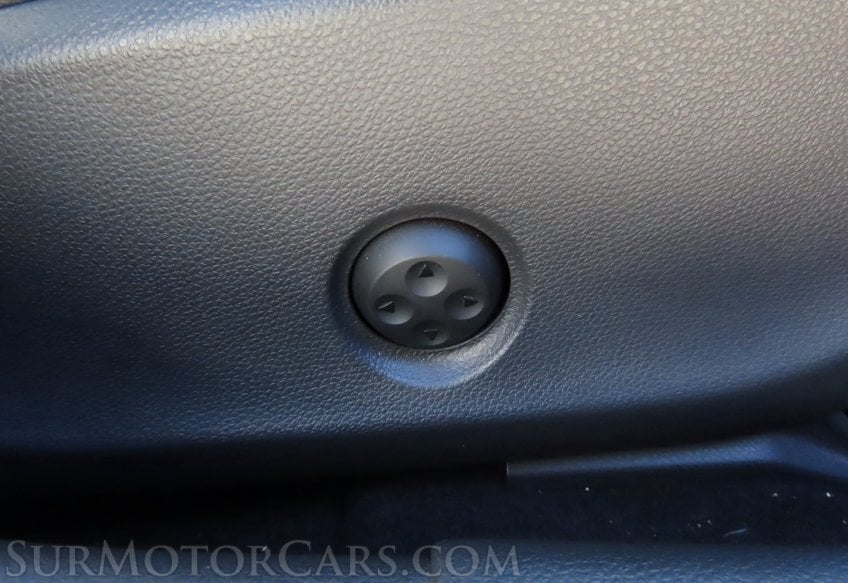 2016 Mercedes-Benz GLA - Image 57