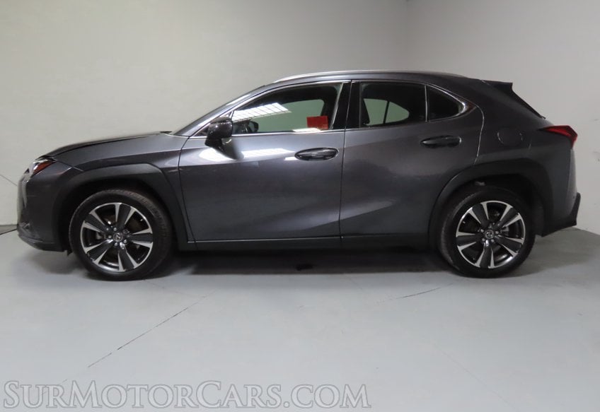 2023 Lexus UX 250h - Image 5