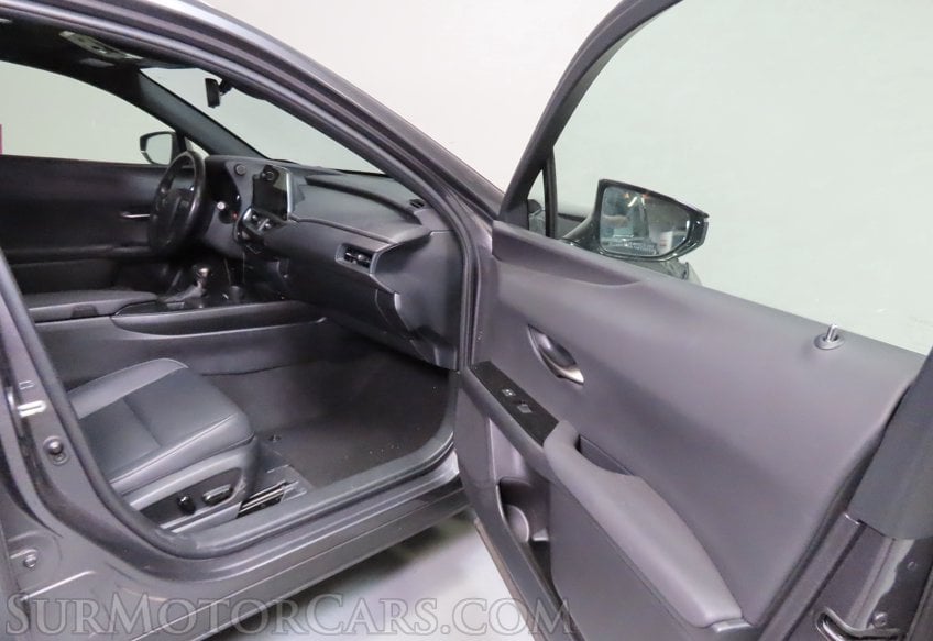 2023 Lexus UX 250h - Image 37