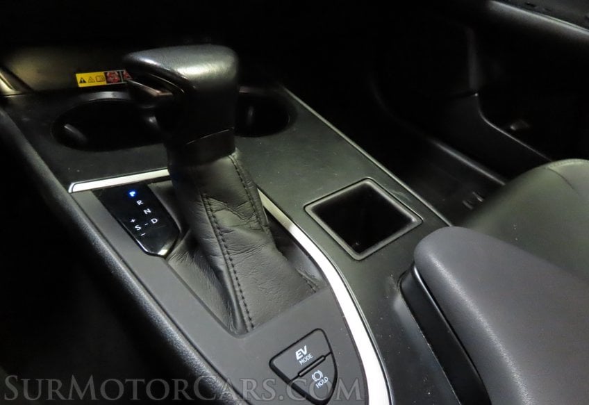 2023 Lexus UX 250h - Image 46