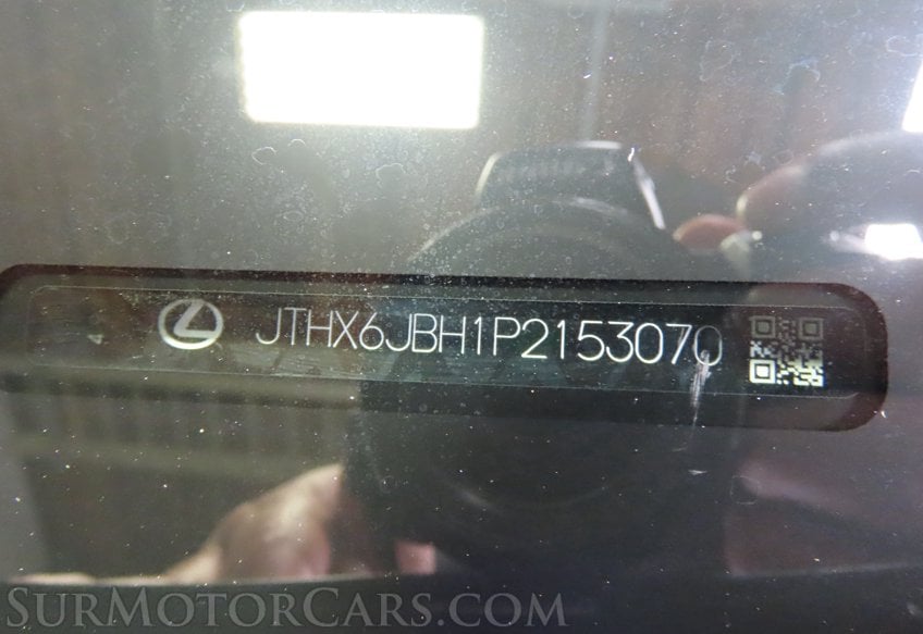 2023 Lexus UX 250h - Image 20