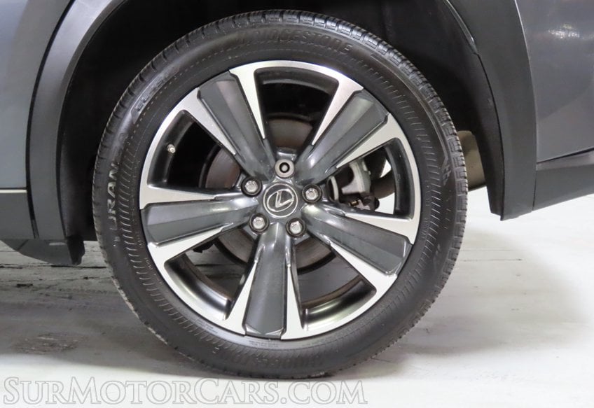 2023 Lexus UX 250h - Image 12