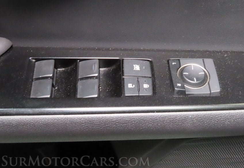 2023 Lexus UX 250h - Image 33