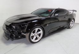 2022 Chevrolet Camaro 1SS - Image 2