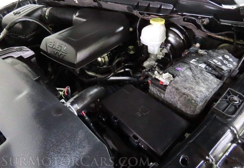 2019 Ram 1500 Classic Warlock - Image 34