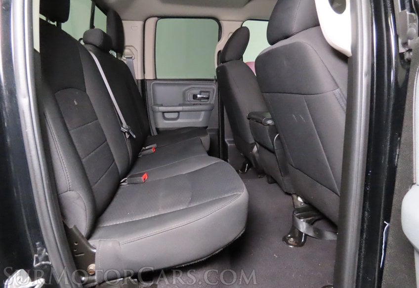 2019 Ram 1500 Classic Warlock - Image 16