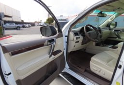 2012 Lexus GX 460 - Image 19