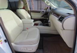 2012 Lexus GX 460 - Image 20