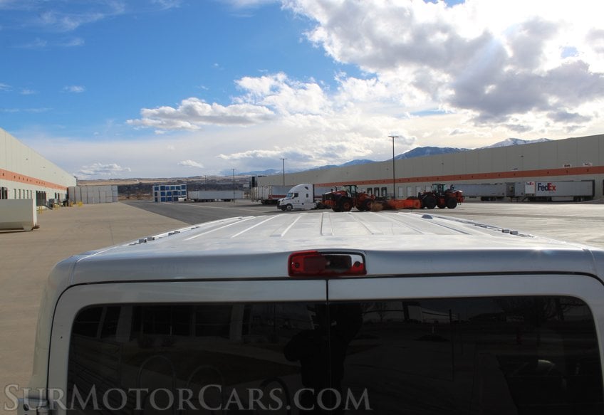 2015 Nissan NV 3500 HD S - Image 27