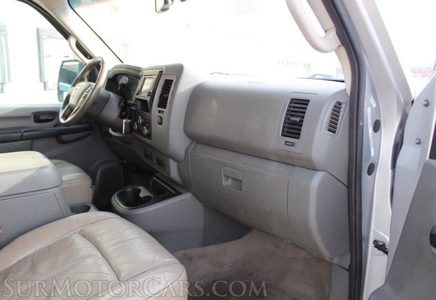 2015 Nissan NV 3500 HD S - Image 32