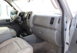 2015 Nissan NV 3500 HD S - Image 32