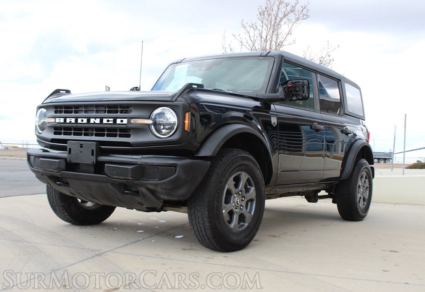 2025 Ford Bronco - Image 4
