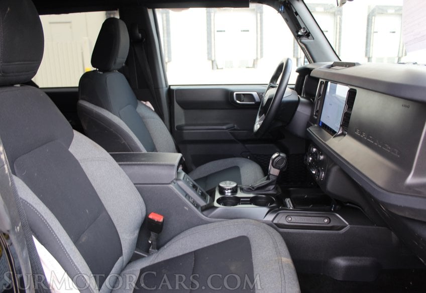 2025 Ford Bronco - Image 38