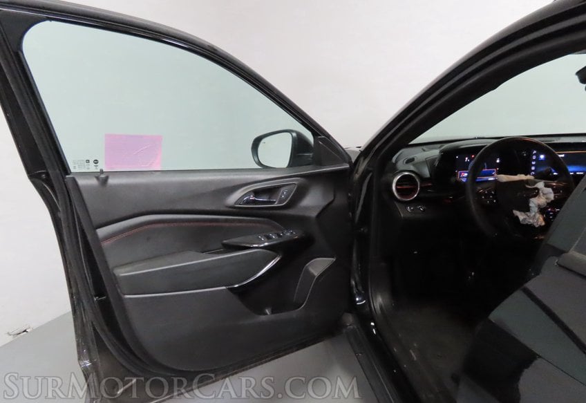 2024 Chevrolet Trax RS - Image 25