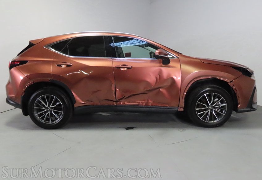 2025 Lexus NX 250 - Image 5