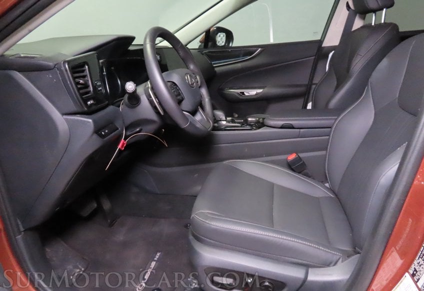 2025 Lexus NX 250 - Image 46