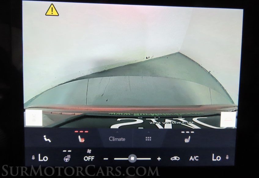 2025 Lexus NX 250 - Image 10