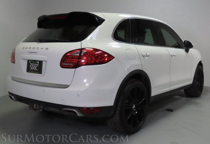 2014 Porsche Cayenne - Image 36