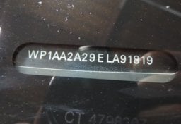 2014 Porsche Cayenne - Image 31