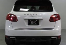 2014 Porsche Cayenne - Image 10