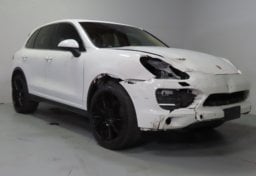 2014 Porsche Cayenne - Image 4