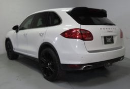 2014 Porsche Cayenne - Image 9