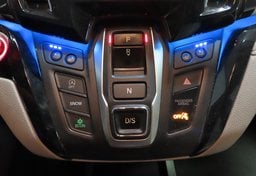 2018 Honda Odyssey Elite - Image 40