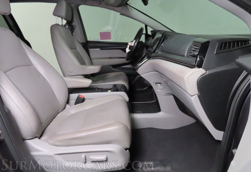 2018 Honda Odyssey Elite - Image 24