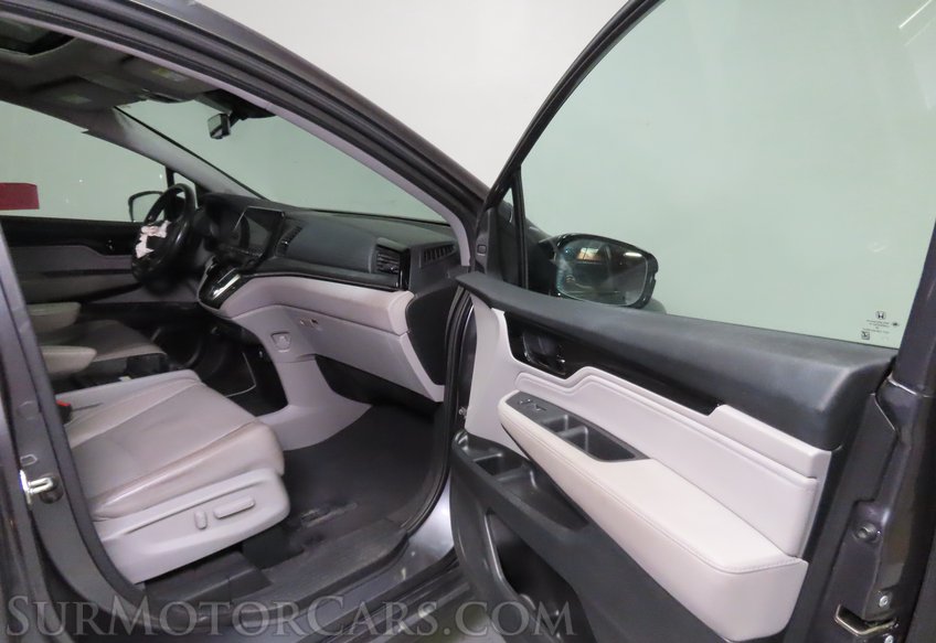 2018 Honda Odyssey Elite - Image 25