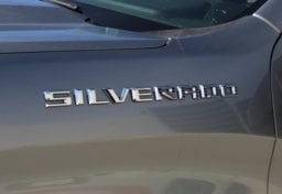 2023 Chevrolet Silverado 1500 - Image 29