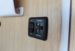 2017 Airstream BAMBI 20FB - Image 38