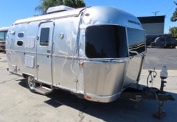 2017 Airstream BAMBI 20FB - Image 2